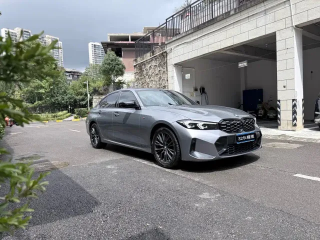 BMW 3 Series — Фото автомобиля 3