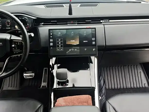 Land Rover Range Rover Sport — Фото автомобиля 12