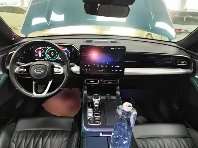 GAC Trumpchi GS8 — Фото автомобиля 9