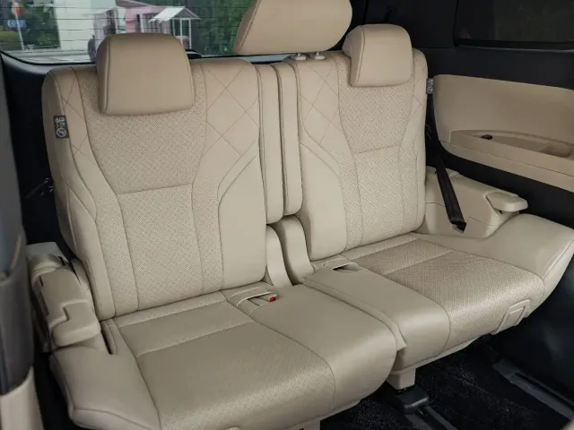Toyota Alphard 2024 Hybrid 2.5L Prestige Edition — Фото автомобиля 22