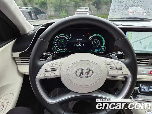 Hyundai Grandeur (New) Hybrid — Фото автомобиля 13