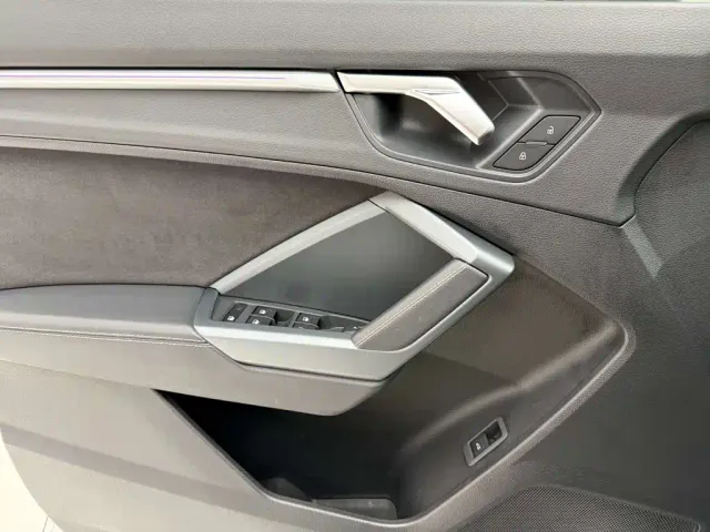 Audi Q3 — Фото автомобиля 16