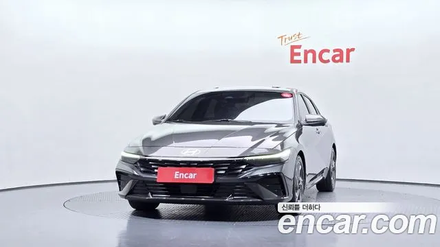 Hyundai Avante CN7 — Фото автомобиля 3