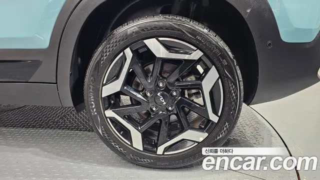Kia Seltos Бензин 1.6 турбо 2WD — Фото автомобиля 21