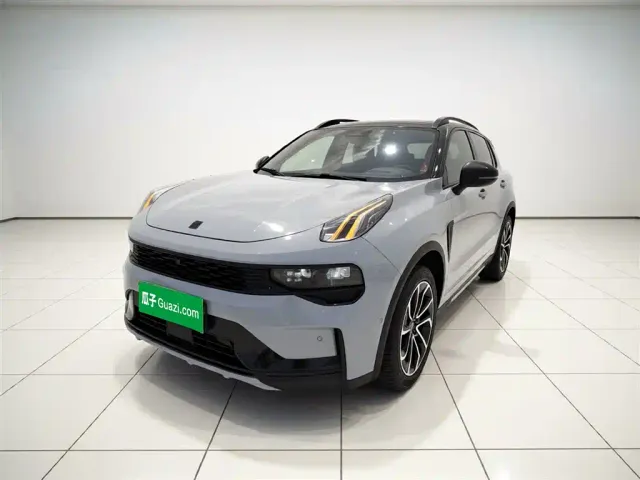 Фотография автомобиля — Lynk & Co 01