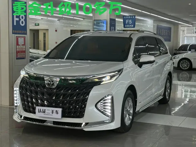 Toyota Granvia — Фото автомобиля 2