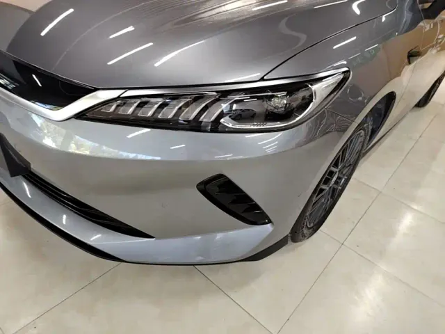 BYD Qin PLUS — Фото автомобиля 23