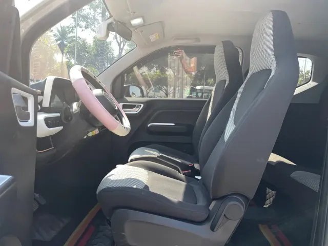 Wuling Hongguang Mini EV — Фото автомобиля 9