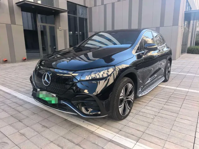 Фотография автомобиля — Mercedes-Benz EQE SUV