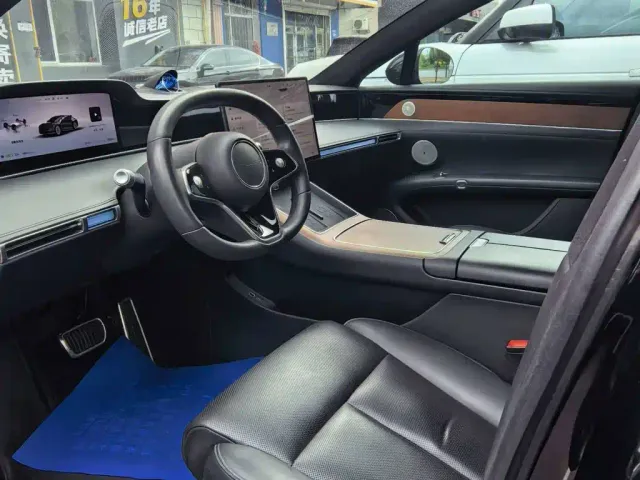 Stelato S9 — Фото автомобиля 3
