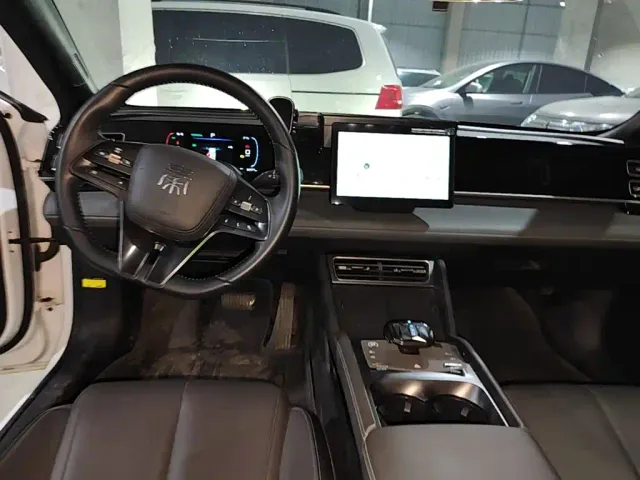 BYD Qin L — Фото автомобиля 5
