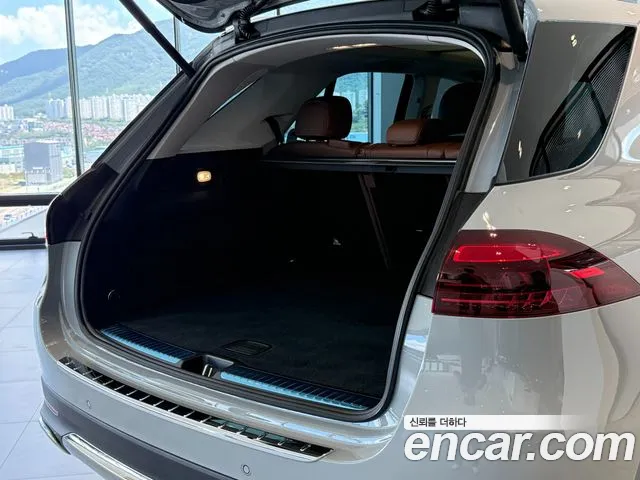Mercedes-Benz GLE-Class — Фото автомобиля 10