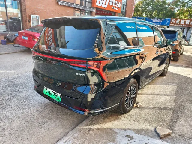 Forthing Xinghai V9 — Фото автомобиля 7