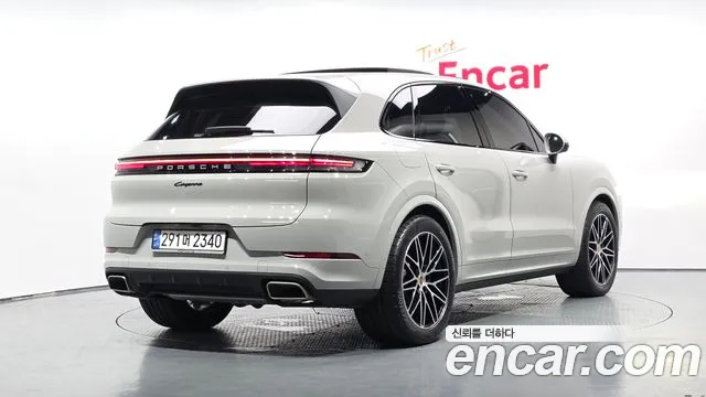 Porsche Cayenne — Фото автомобиля 2