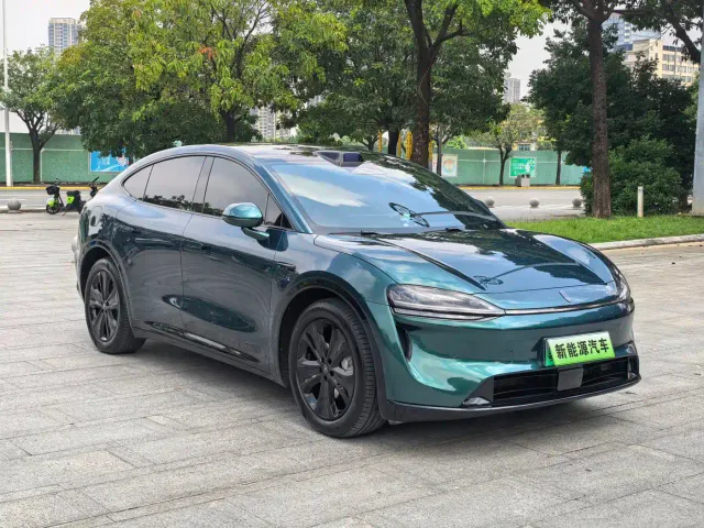 Luxeed R7 — Фото автомобиля 3