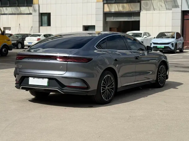 BYD Han — Фото автомобиля 8