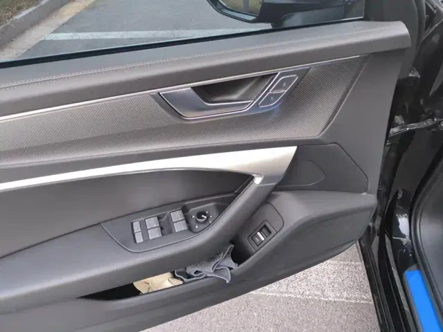 Audi A6L — Фото автомобиля 7