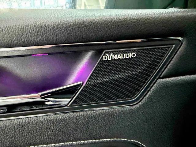 Skoda Superb — Фото автомобиля 10