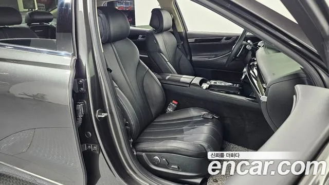 Genesis G80 Бензин 2.5 турбо 2WD — Фото автомобиля 24
