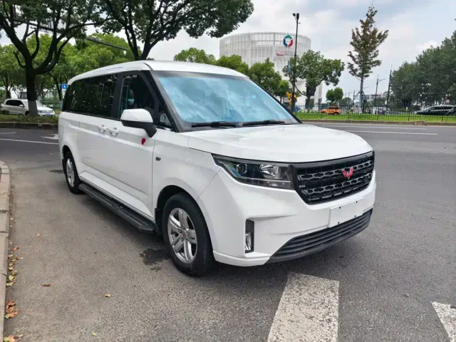 Wuling Zhengcheng — Фото автомобиля 6