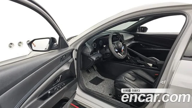 Hyundai AVANTE — Фото автомобиля 8