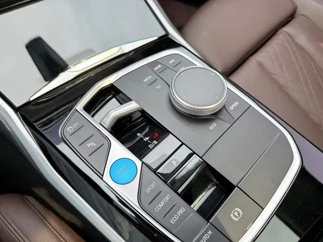 BMW i3 — Фото автомобиля 18