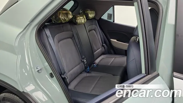 Hyundai Venue — Фото автомобиля 16