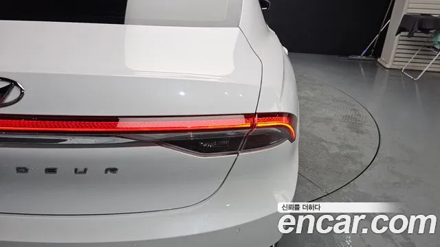 Hyundai Grandeur Новый Grandeur IG — Фото автомобиля 16