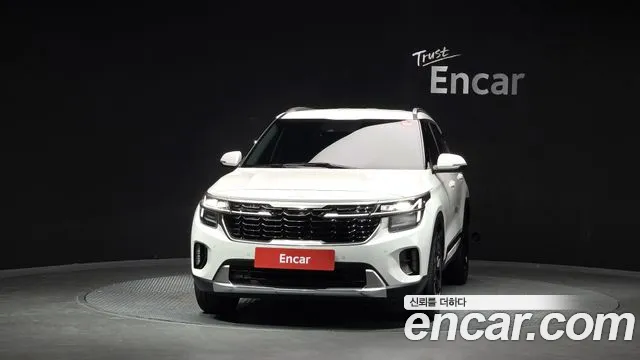 Kia Seltos Новый Seltos Бензин 2.0 2WD — Фото автомобиля 3