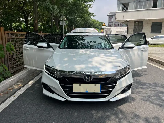 Honda Accord — Фото автомобиля 20