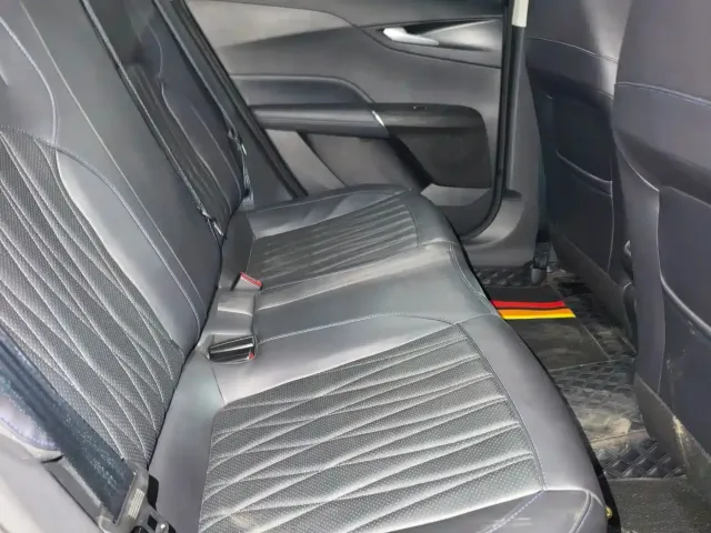 Changan Yida 2023 Blue Whale NE 1.5T GDI DCT Exclusive — Фото автомобиля 4