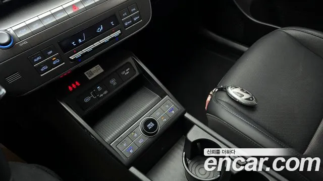 Hyundai Kona Kona (SX2) Бензин 1.6 турбо 2WD — Фото автомобиля 17