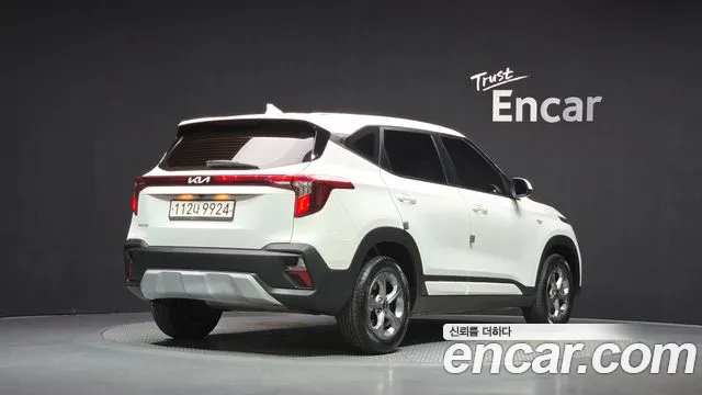 Kia Seltos — Фото автомобиля 2