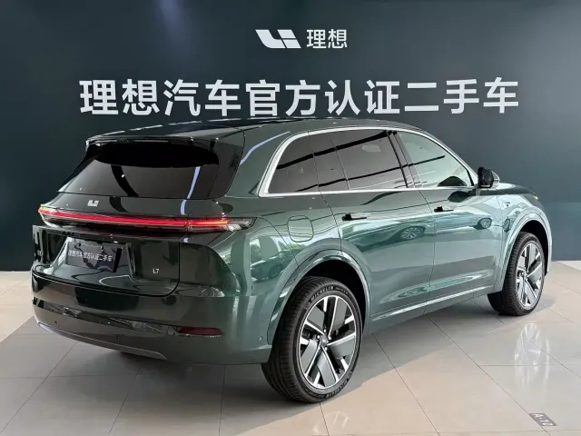 Li Auto L7 — Фото автомобиля 5