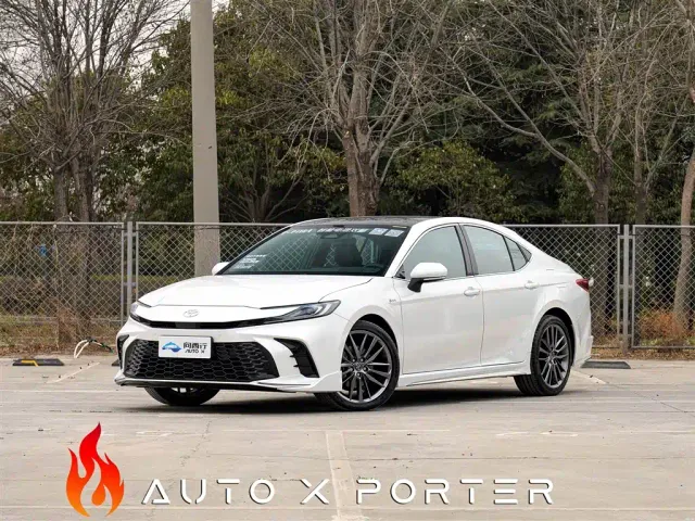 Фотография автомобиля — Toyota Camry