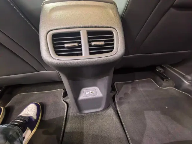 Buick Envision Plus — Фото автомобиля 20