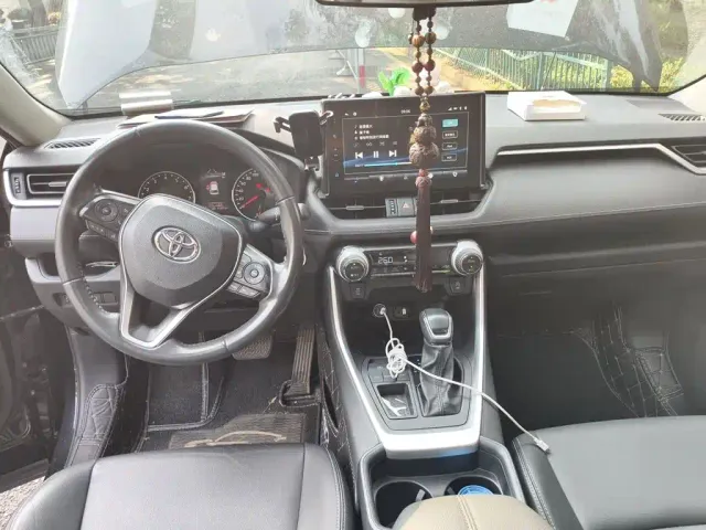 Toyota Wildlander — Фото автомобиля 5