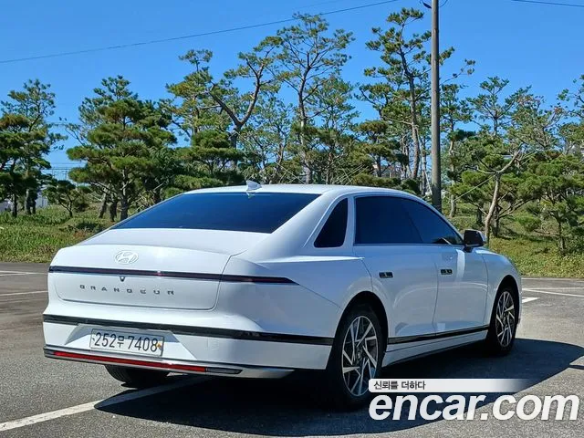 Hyundai Grandeur GN7 — Фото автомобиля 5