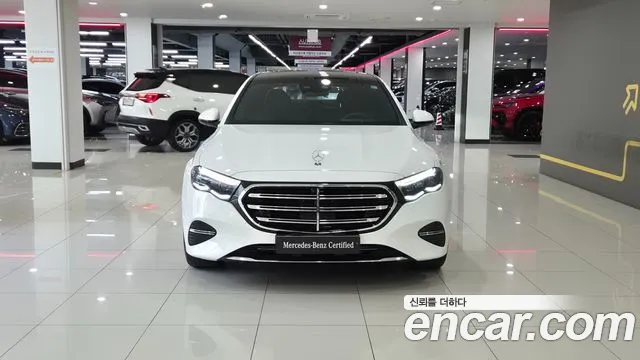 Mercedes-Benz E-Class E-класс W214 E300 4MATIC Exclusive — Фото автомобиля 2