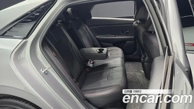 Hyundai Avante CN7 — Фото автомобиля 16