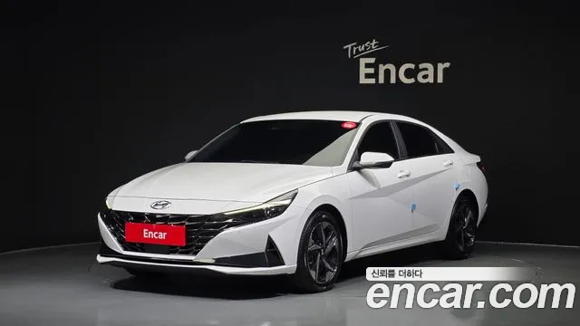Фотография автомобиля — Hyundai Avante CN7
