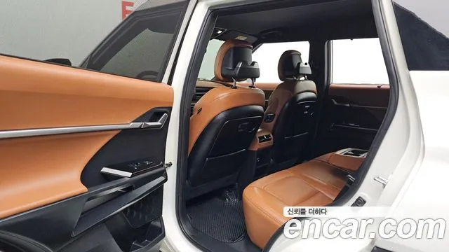 KGM Torres EVX — Фото автомобиля 11