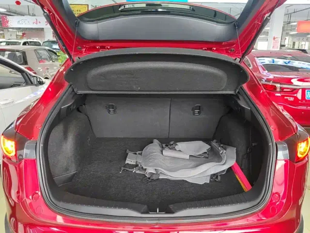 Mazda CX-4 — Фото автомобиля 18