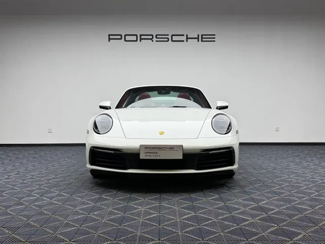 Porsche 911 — Фото автомобиля 10