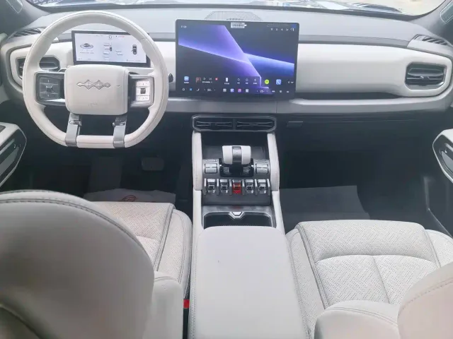BYD FangChengBao Titanium 3 — Фото автомобиля 8