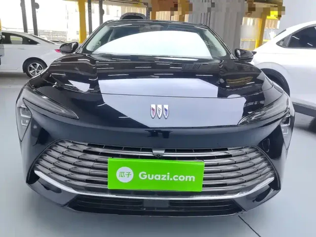 Buick LaCrosse — Фото автомобиля 2