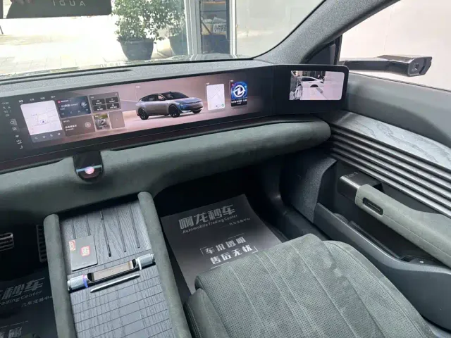 Audi E5 Sportback — Фото автомобиля 10