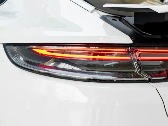 Porsche Panamera — Фото автомобиля 9