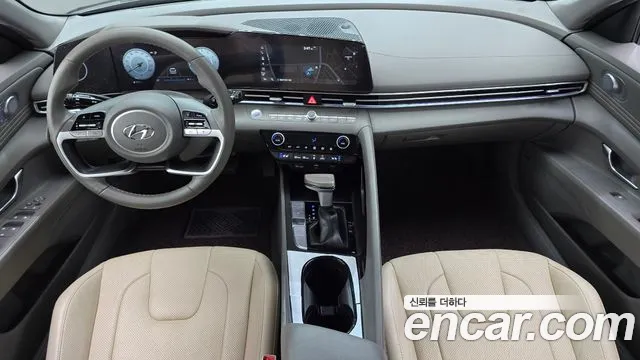 Hyundai Avante CN7 — Фото автомобиля 7