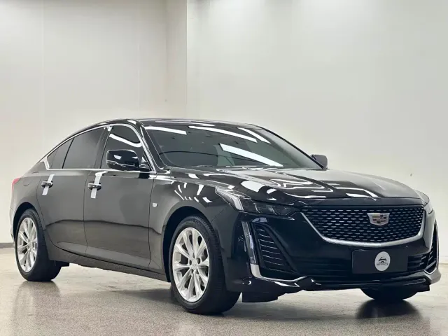 Cadillac CT5 — Фото автомобиля 3